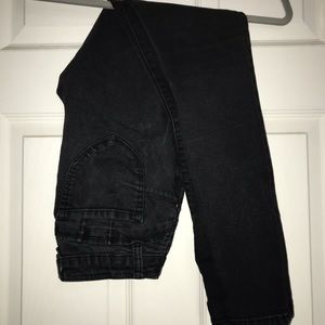 Black skinny jeans